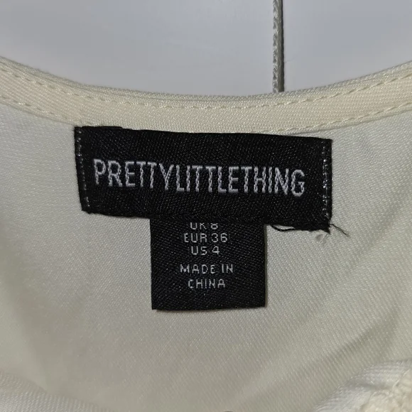 PrettyLittleThing Cream Puff Sleeve Tiered Dress with Tie Front, Boning/corset - Picture 3 of 5